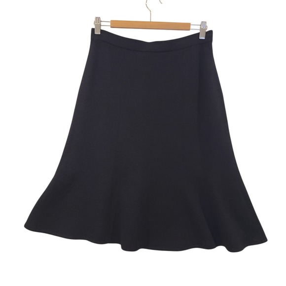 St. John Collection Dresses & Skirts - St. John Collection Black Wool Blend Santana Knit A-Line Flared Skirt Size 8